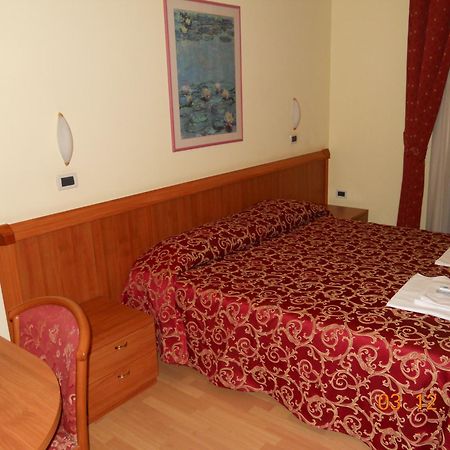 Hotel Val Di Sangro Perano Екстериор снимка