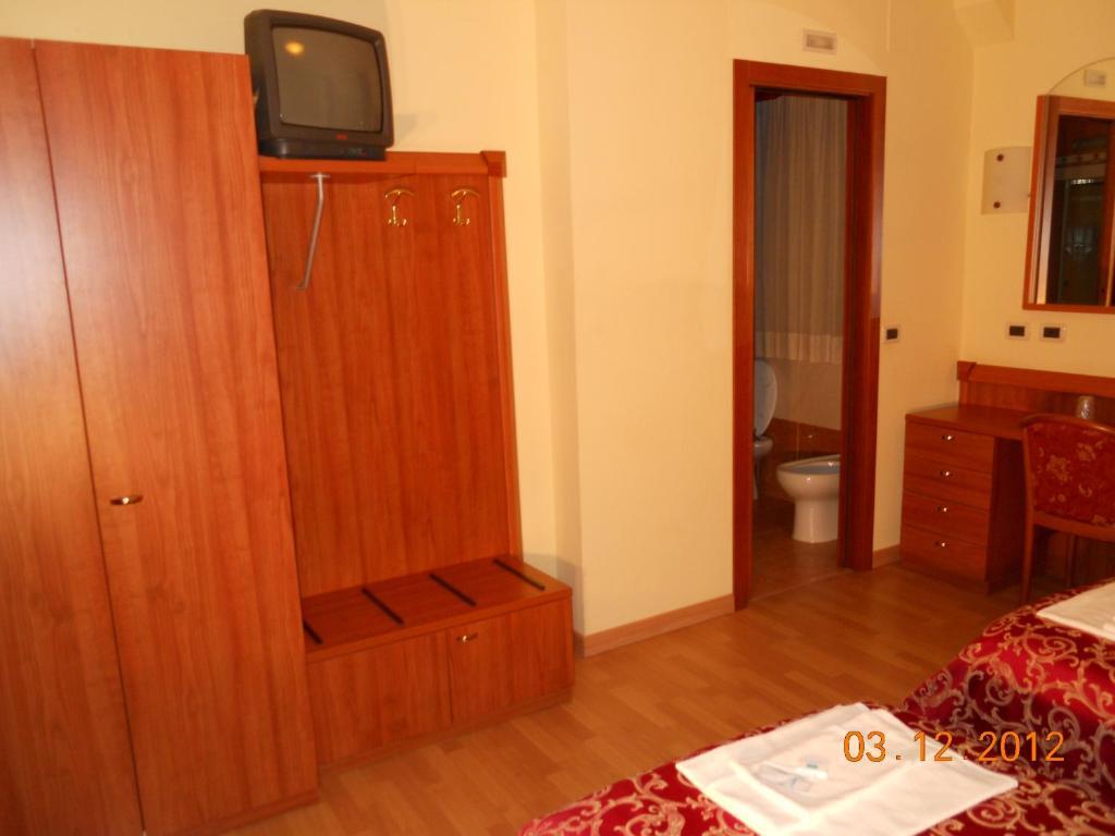 Hotel Val Di Sangro Perano Стая снимка